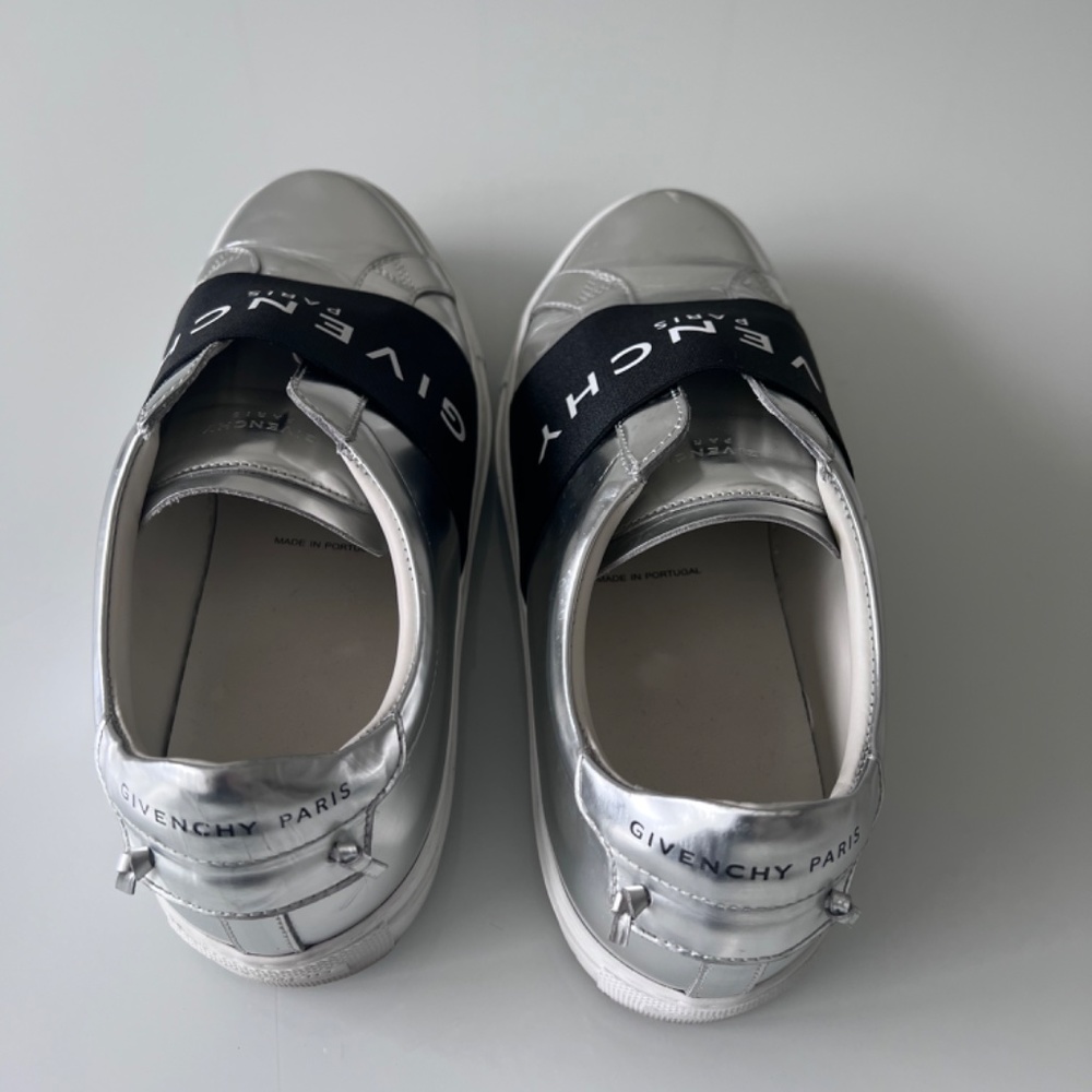 Givenchy Authentic Sneekers - image 3